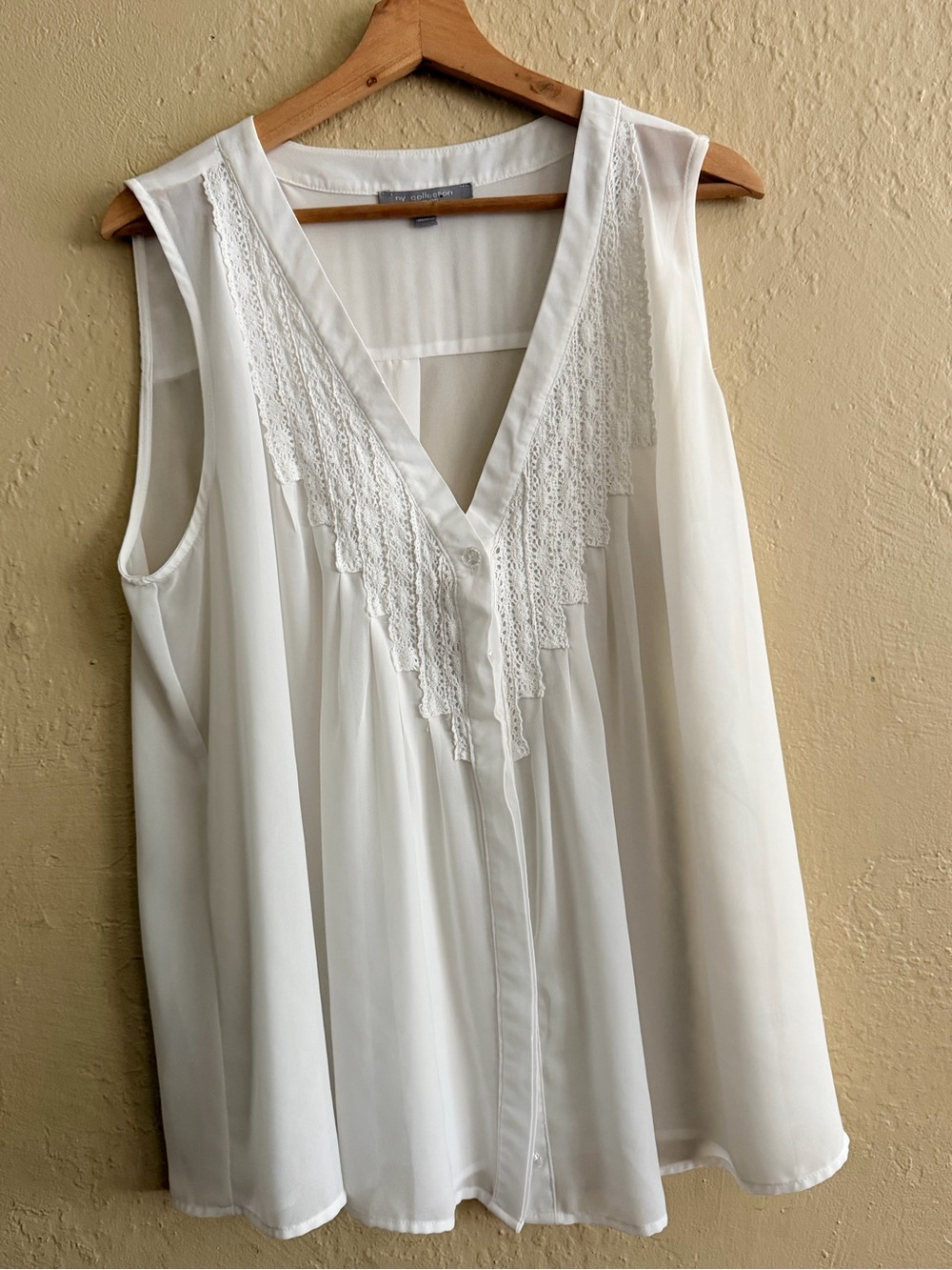 NY Collection White Sleeveless Lace-Trim V-Neck Blouse